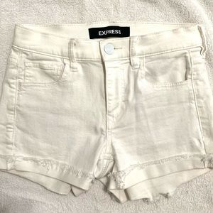 Express Raw Hem Cuffed Shorts